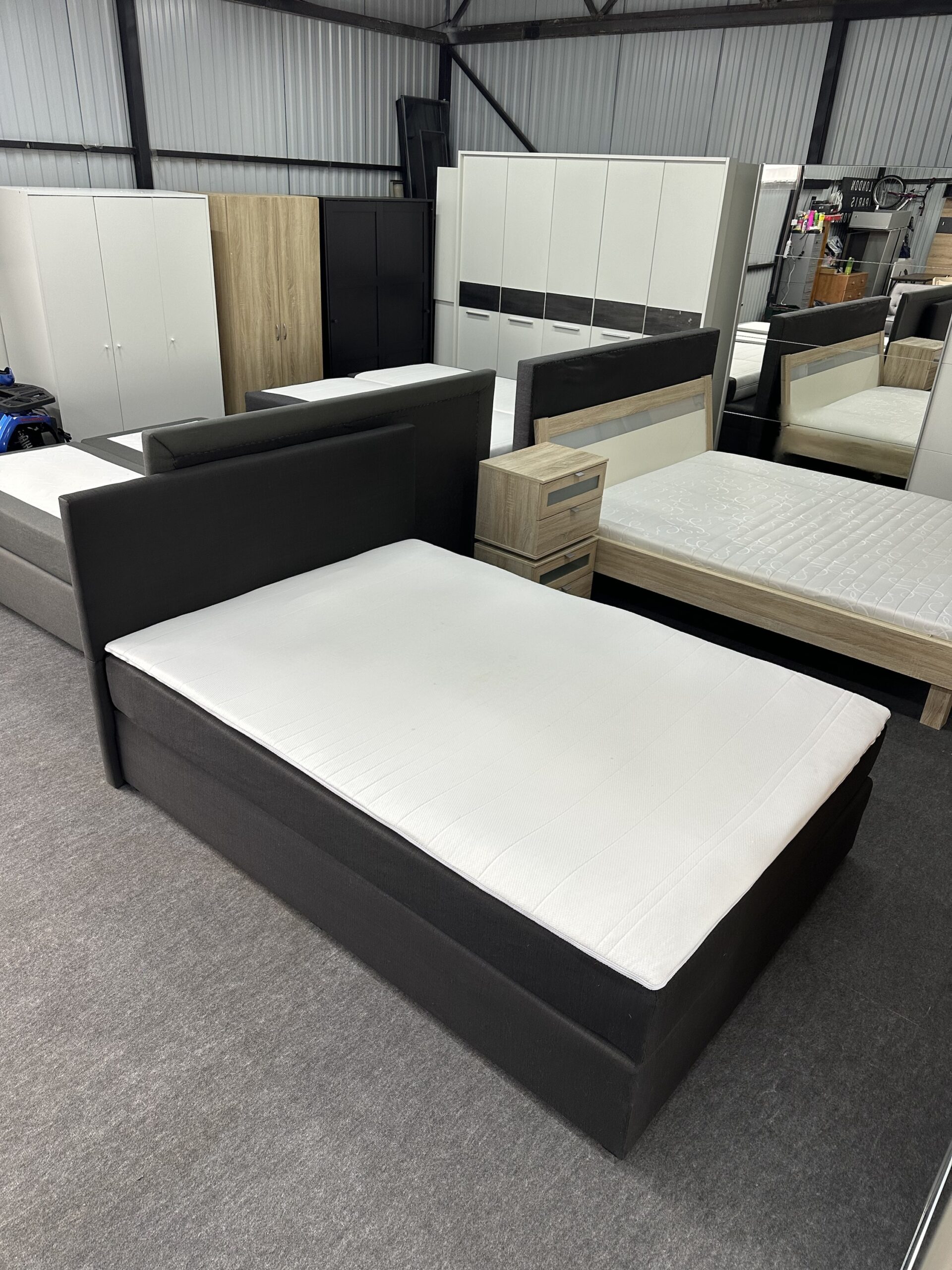 Fekete Boxspring Franciaágy 140x200