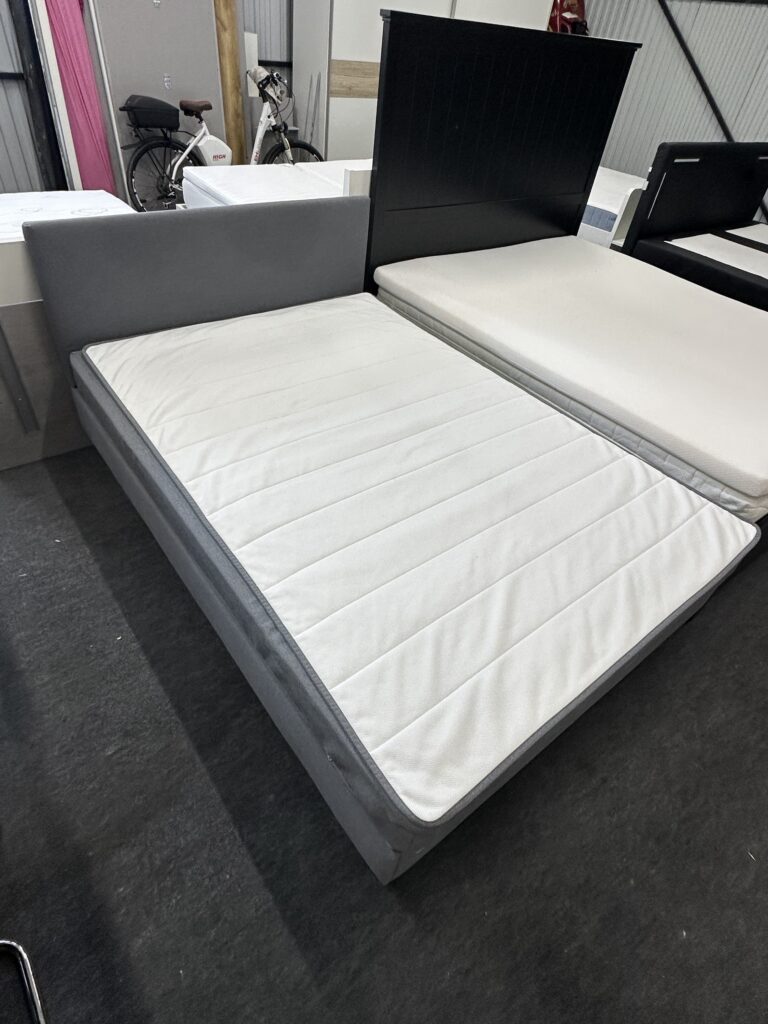 Franciaágy Ikea 140x200